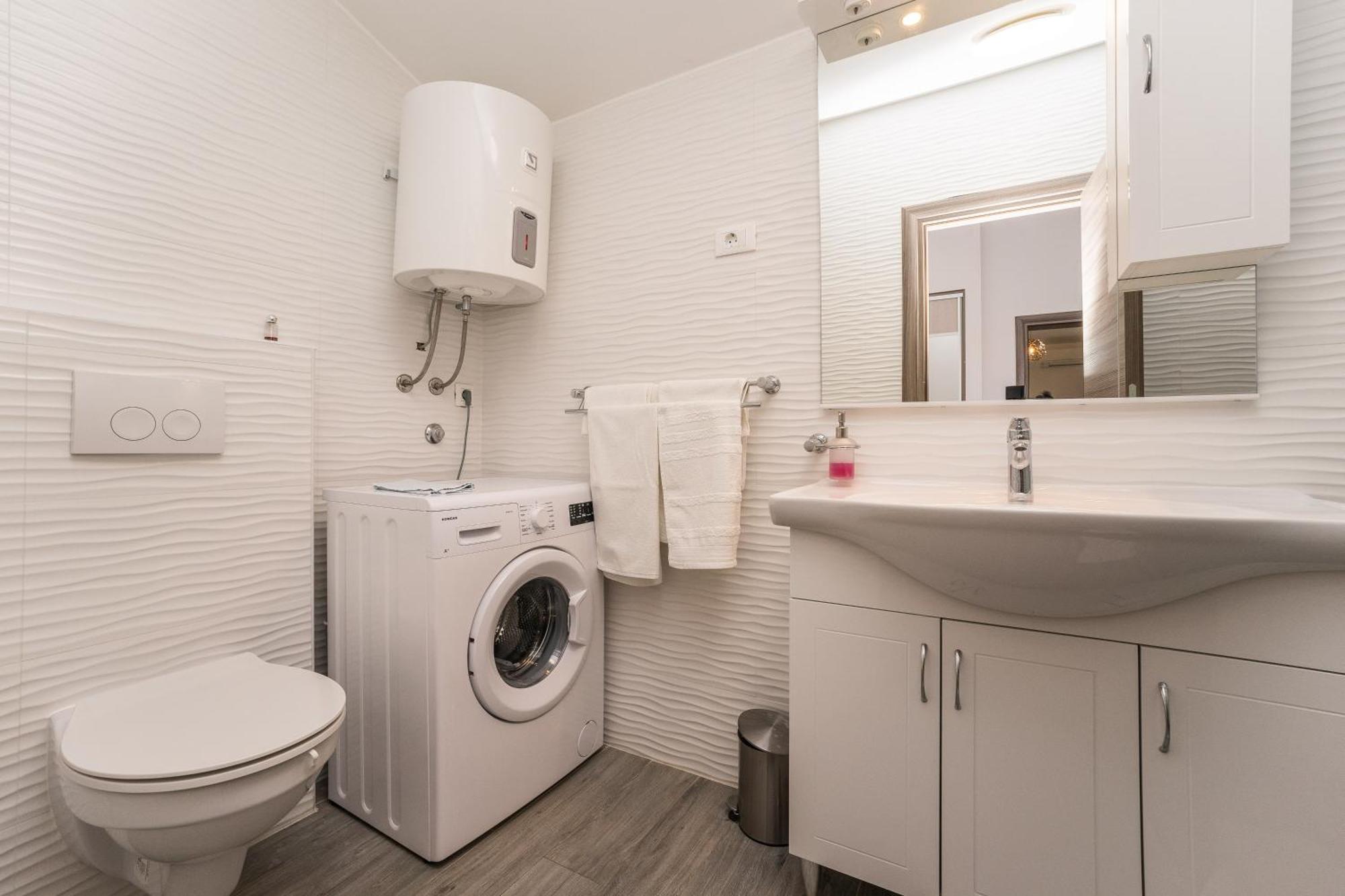 Maza Apartment *