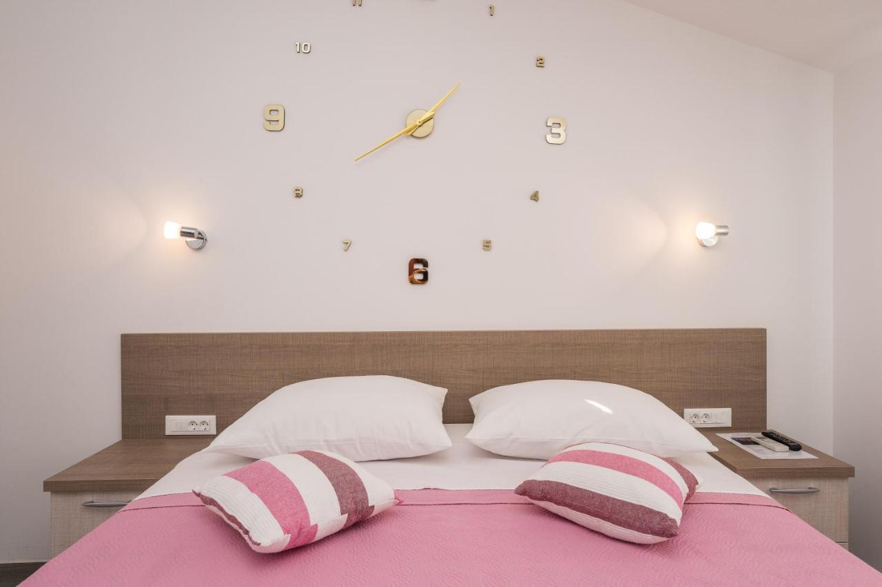 Maza Apartment *