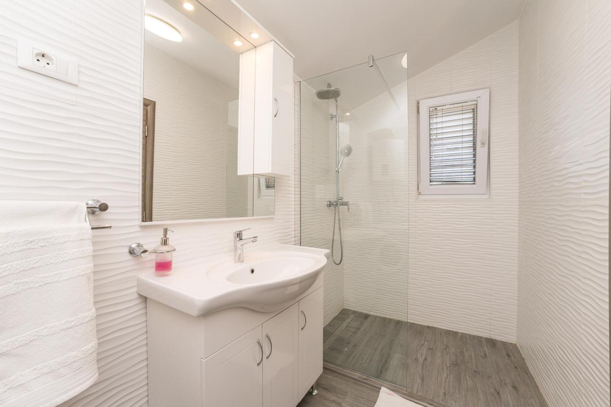 Apartment Maza *